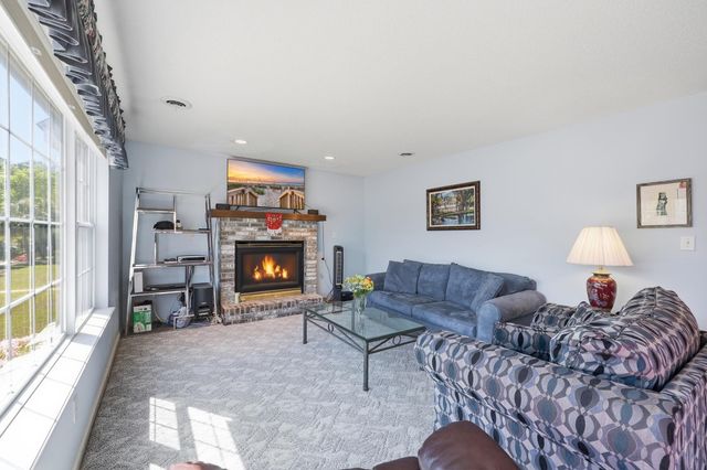 2562 Lake Vista Dr., Little River, SC 29566