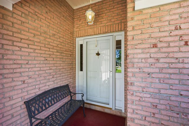 2562 Lake Vista Dr., Little River, SC 29566