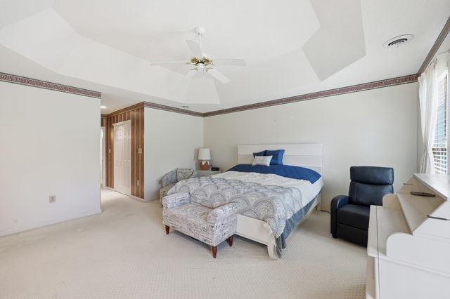 2562 Lake Vista Dr., Little River, SC 29566