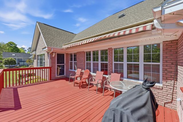 2562 Lake Vista Dr., Little River, SC 29566