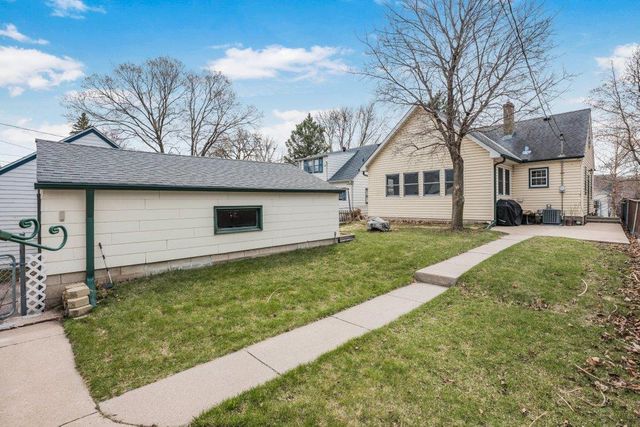1981 W James Avenue, Saint Paul, MN 55105