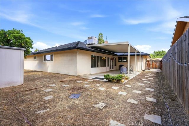 153 Bonita Ave, Fowler, CA 93625