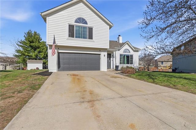 1624 SE 11th Street, Lee's Summit, MO 64081
