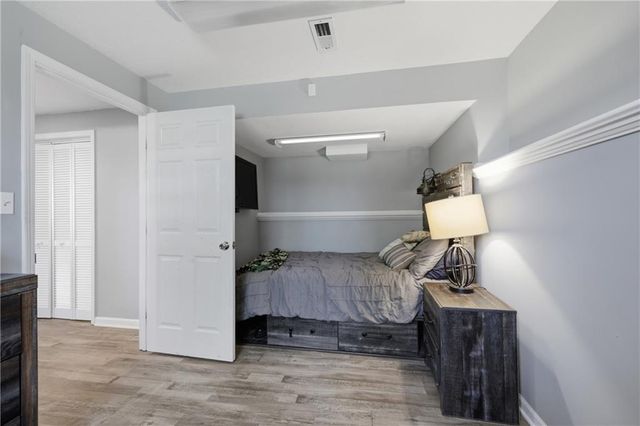 1624 SE 11th Street, Lee's Summit, MO 64081