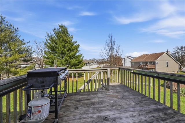 1624 SE 11th Street, Lee's Summit, MO 64081