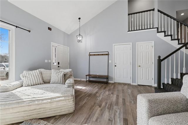 1624 SE 11th Street, Lee's Summit, MO 64081