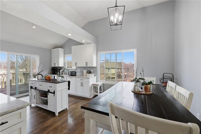 1624 SE 11th Street, Lee's Summit, MO 64081
