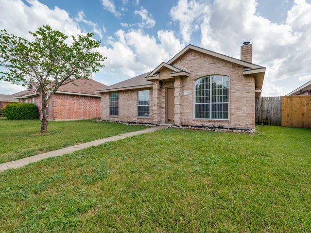 709 Catalina Drive, Lancaster, TX 75146