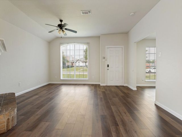 709 Catalina Drive, Lancaster, TX 75146
