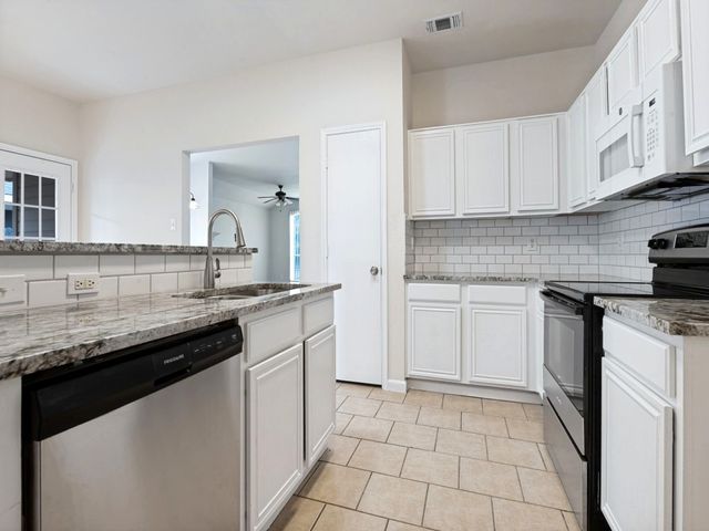 709 Catalina Drive, Lancaster, TX 75146