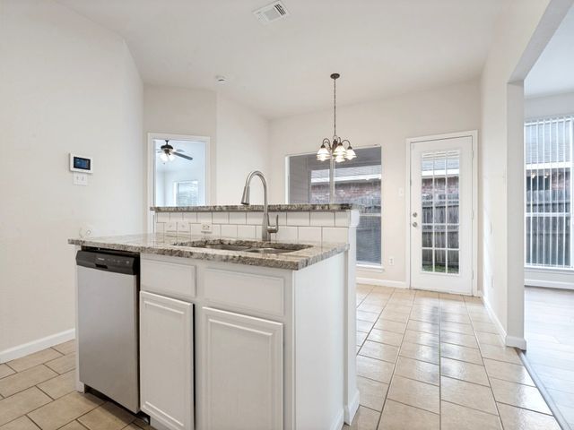 709 Catalina Drive, Lancaster, TX 75146