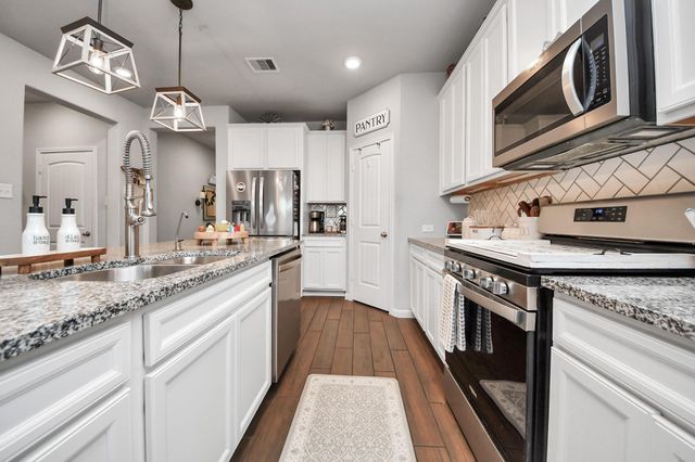 2394 Bishop Lagoon Way, La Porte, TX 77571