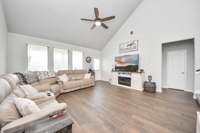 2394 Bishop Lagoon Way, La Porte, TX 77571