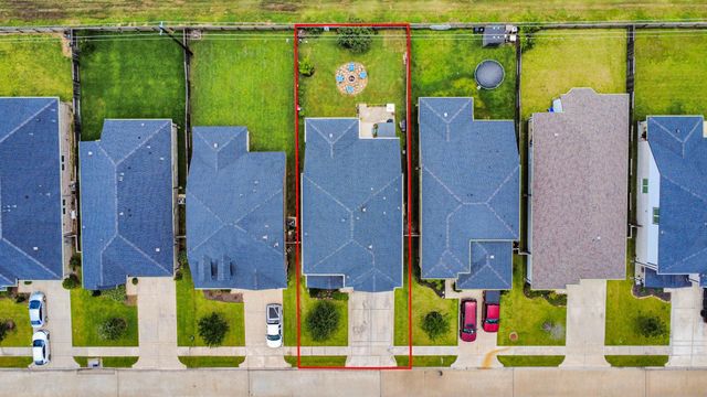 2394 Bishop Lagoon Way, La Porte, TX 77571