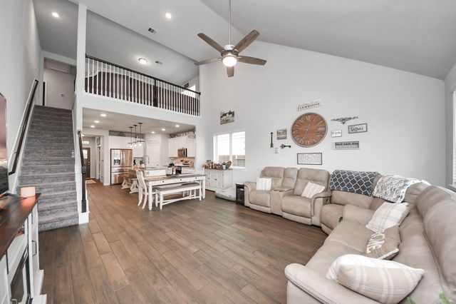 2394 Bishop Lagoon Way, La Porte, TX 77571