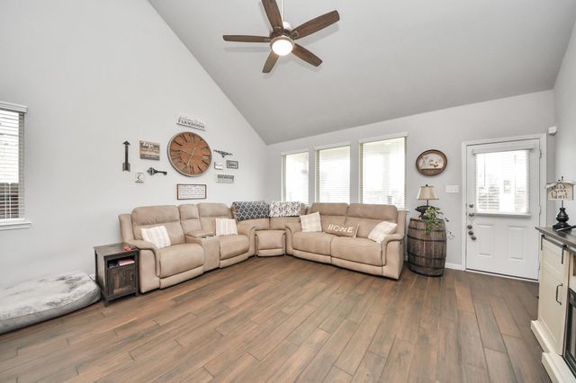 2394 Bishop Lagoon Way, La Porte, TX 77571