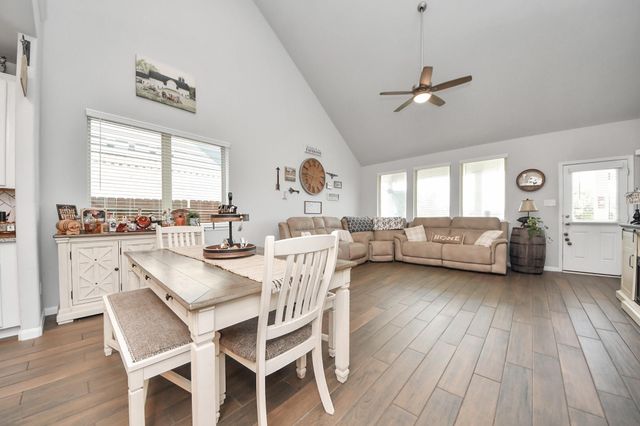 2394 Bishop Lagoon Way, La Porte, TX 77571