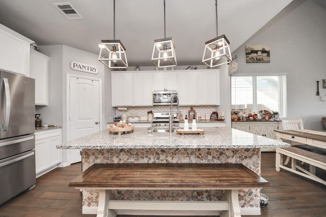 2394 Bishop Lagoon Way, La Porte, TX 77571