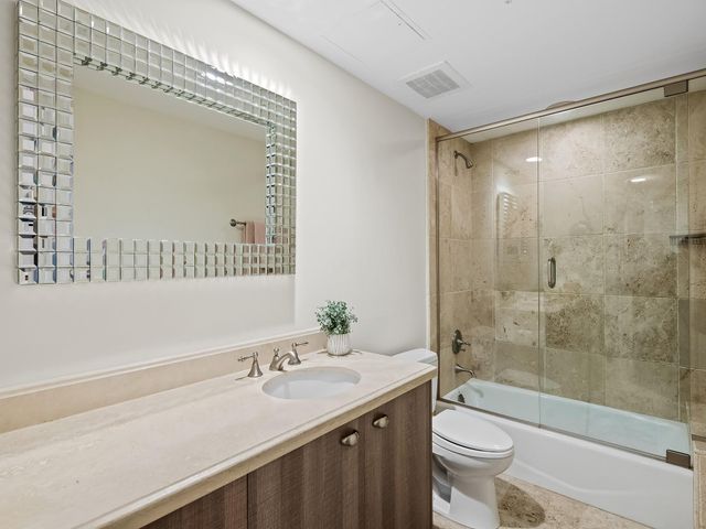 333 Las Olas Way 910, Fort Lauderdale, FL 33301