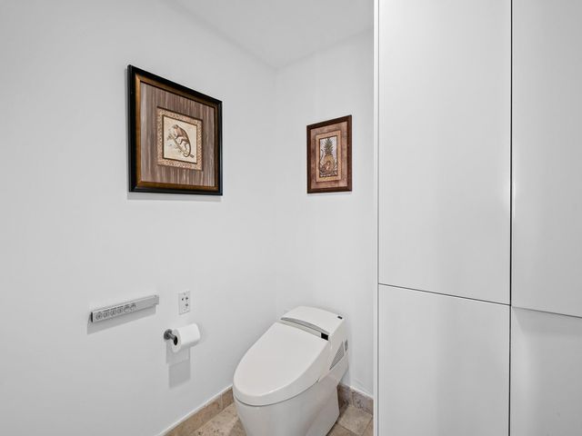 333 Las Olas Way 910, Fort Lauderdale, FL 33301