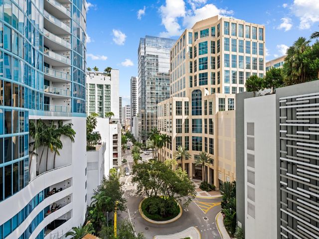 333 Las Olas Way 910, Fort Lauderdale, FL 33301