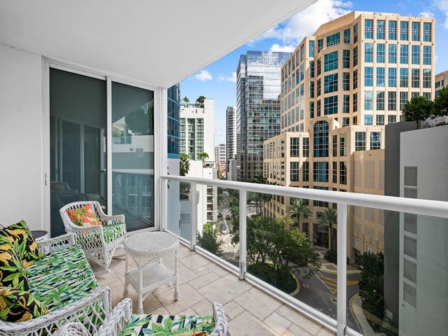 333 Las Olas Way 910, Fort Lauderdale, FL 33301