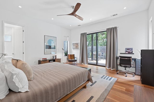 1605 Chelsea LN, Austin, TX 78704