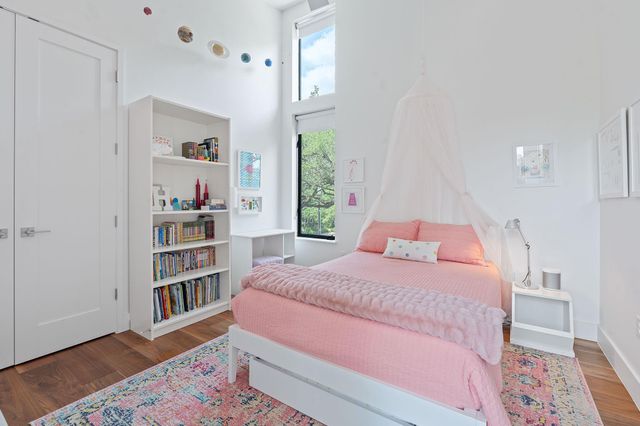 1605 Chelsea LN, Austin, TX 78704