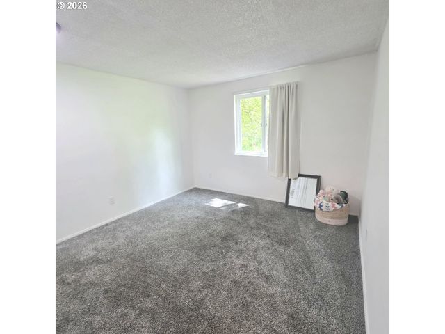 12622 Nw BARNES Rd 6, Portland, OR 97229