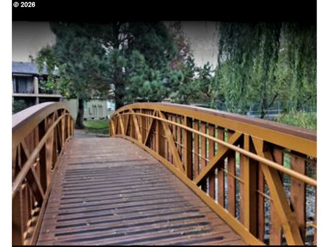 12622 Nw BARNES Rd 6, Portland, OR 97229