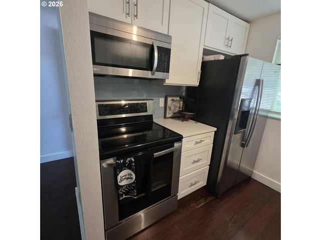 12622 Nw BARNES Rd 6, Portland, OR 97229