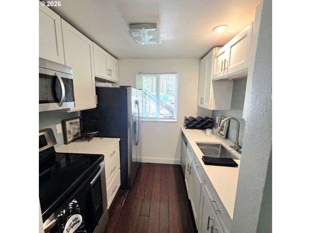 12622 Nw BARNES Rd 6, Portland, OR 97229
