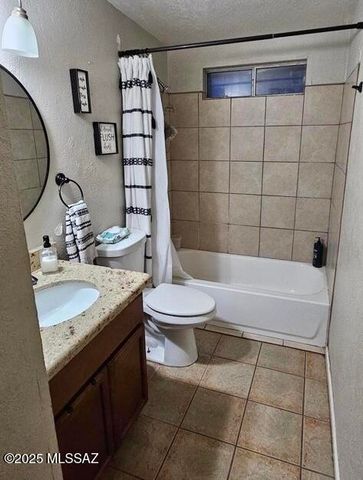 1462 E El Atajo, Tucson, AZ 85714