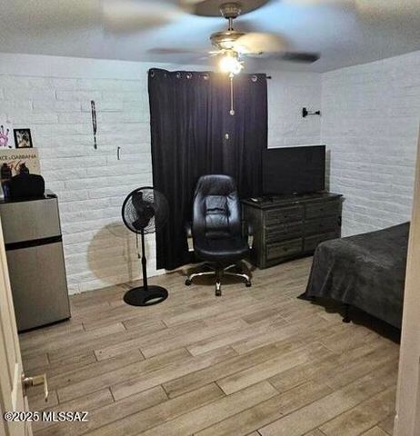 1462 E El Atajo, Tucson, AZ 85714