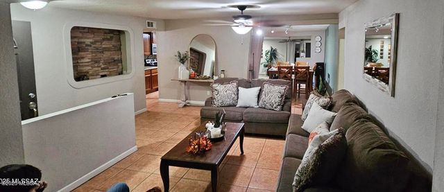 1462 E El Atajo, Tucson, AZ 85714