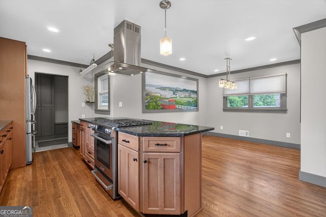 1294 Cliffwood Drive, Smyrna, GA 30080