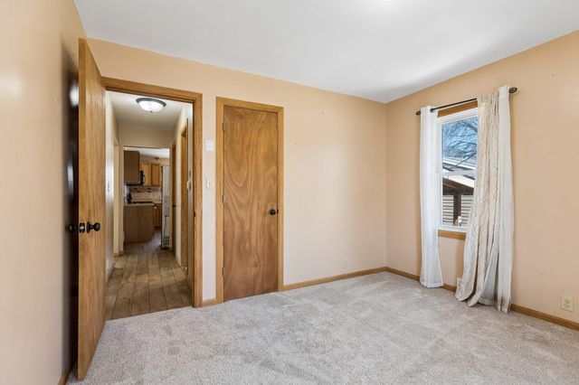 2015 S 9TH Street, Council Bluffs, IA 51501