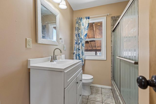 2015 S 9TH Street, Council Bluffs, IA 51501