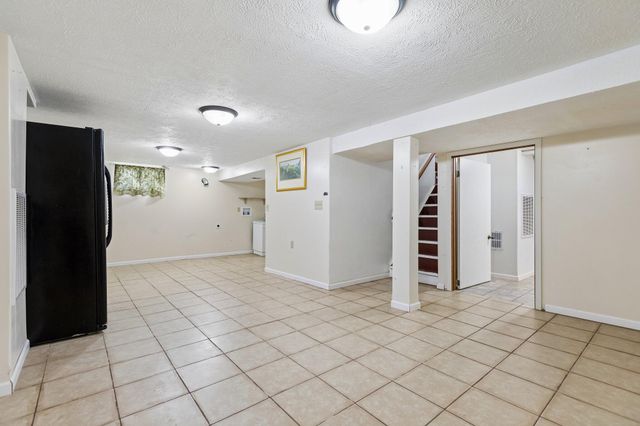 2015 S 9TH Street, Council Bluffs, IA 51501