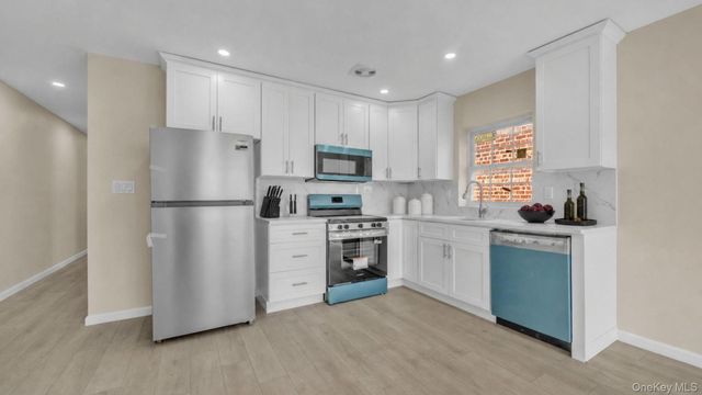 957 E 229th Street, Bronx, NY 10466