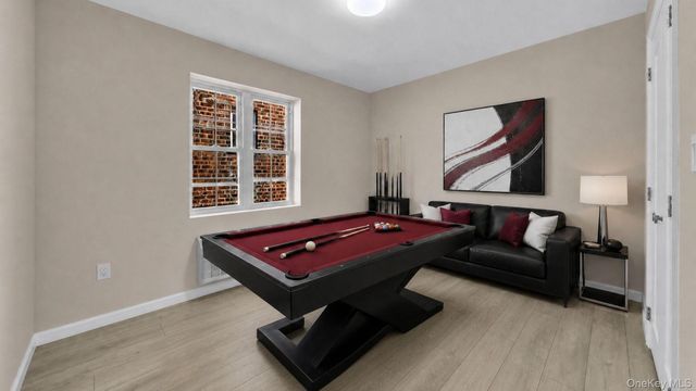 957 E 229th Street, Bronx, NY 10466
