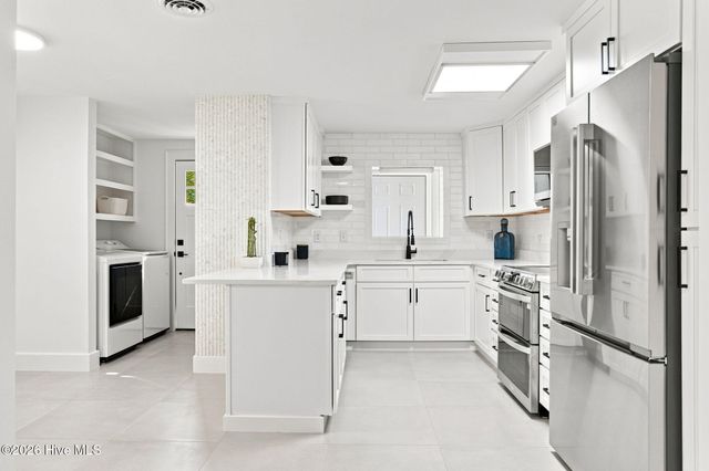 2208 Carlton Avenue, Wilmington, NC 28403