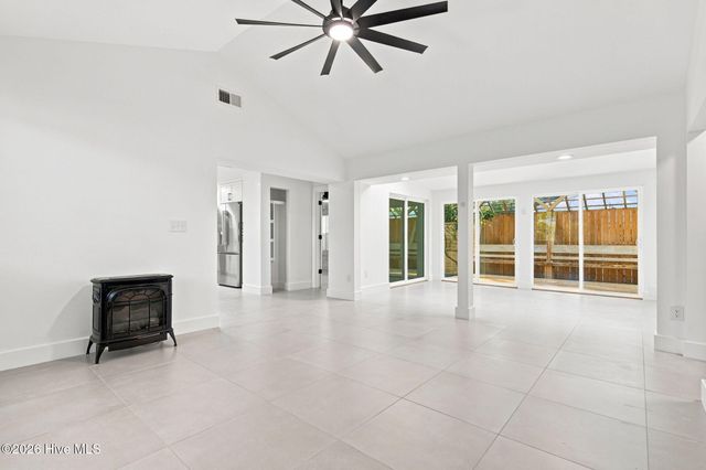 2208 Carlton Avenue, Wilmington, NC 28403