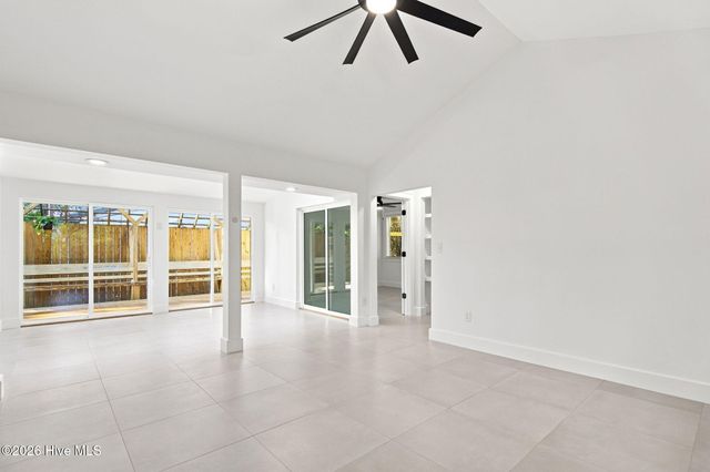 2208 Carlton Avenue, Wilmington, NC 28403