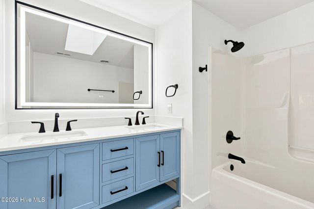 2208 Carlton Avenue, Wilmington, NC 28403