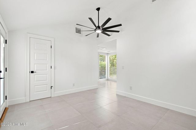 2208 Carlton Avenue, Wilmington, NC 28403