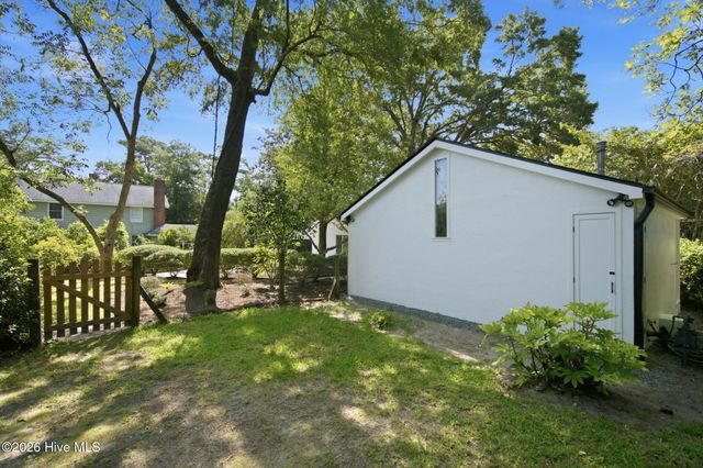 2208 Carlton Avenue, Wilmington, NC 28403