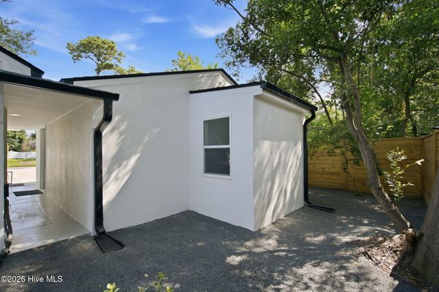 2208 Carlton Avenue, Wilmington, NC 28403