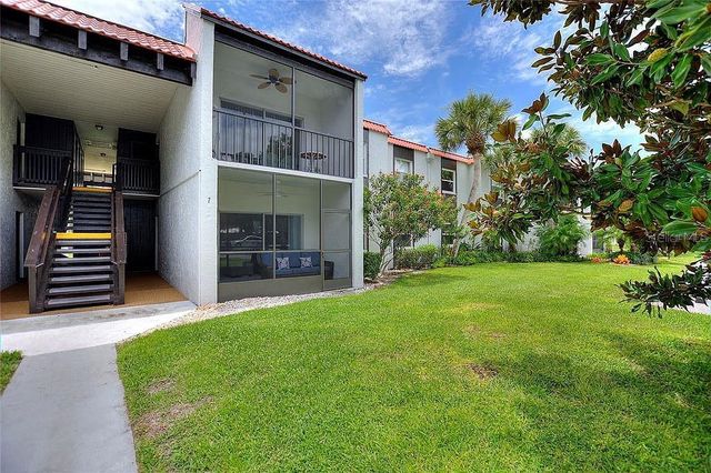 3215 BENEVA ROAD 204, Sarasota, FL 34232