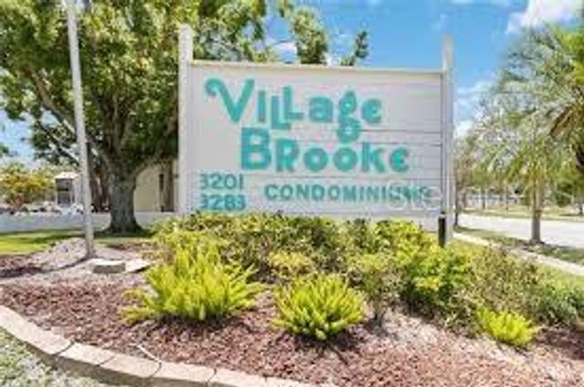 3215 BENEVA ROAD 204, Sarasota, FL 34232